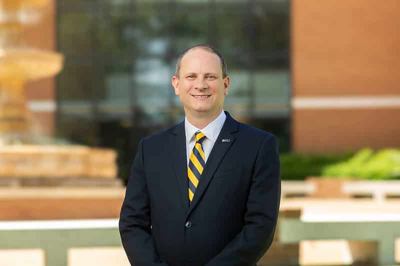 22B_12A_5881567_560969798_4